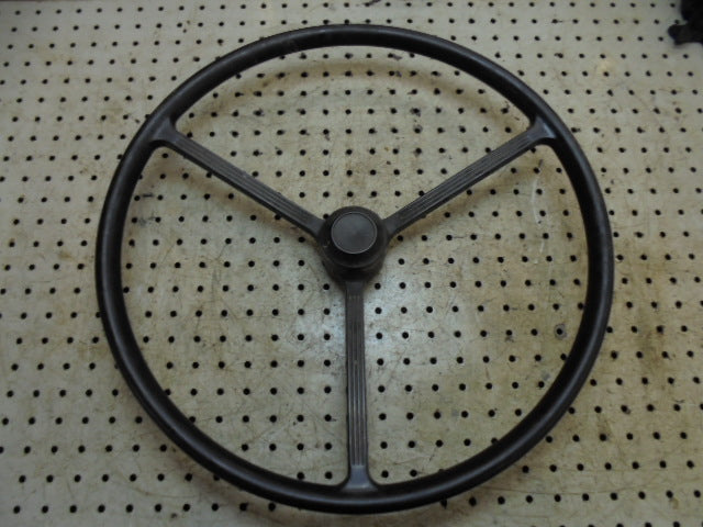 For FORD 4600 LAMBOURNE CAB STEERING WHEEL & CAP