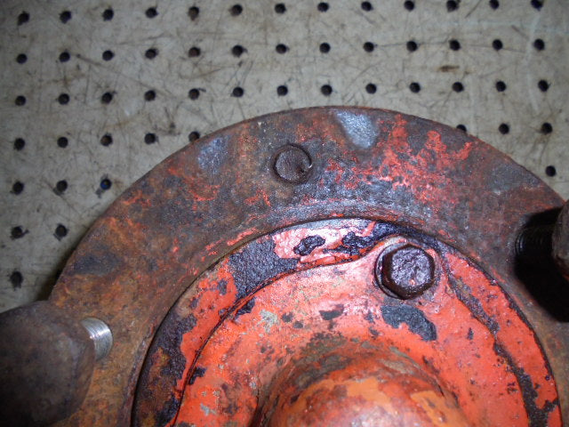 For DAVID BROWN 995 / 996 2wd FRONT HUB ASSEMBLY