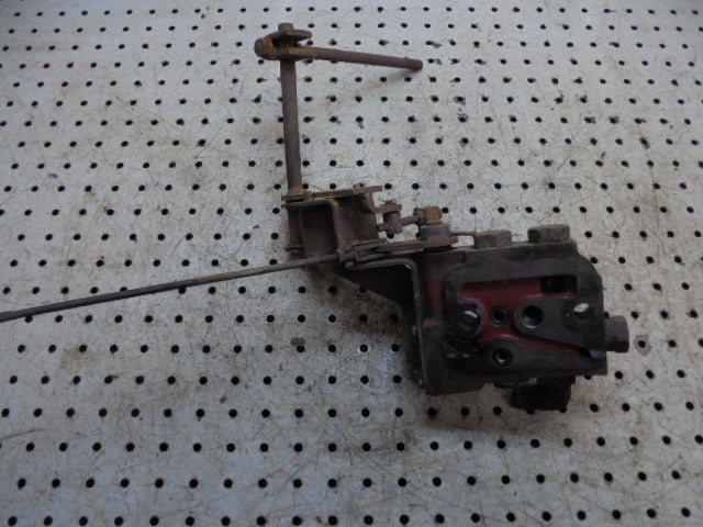 For MASSEY FERGUSON 390 HYDRAULIC TOP COVER ISOLATOR VALVE & LINKAGE