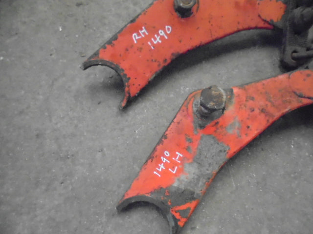 For DAVID BROWN 1490 PICK UP HITCH LIFT CHAINS & TOP PLATES