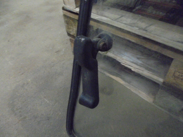 For CASE 42 Series LP CAB RH CAB SIDE WINDOW & HANDLE