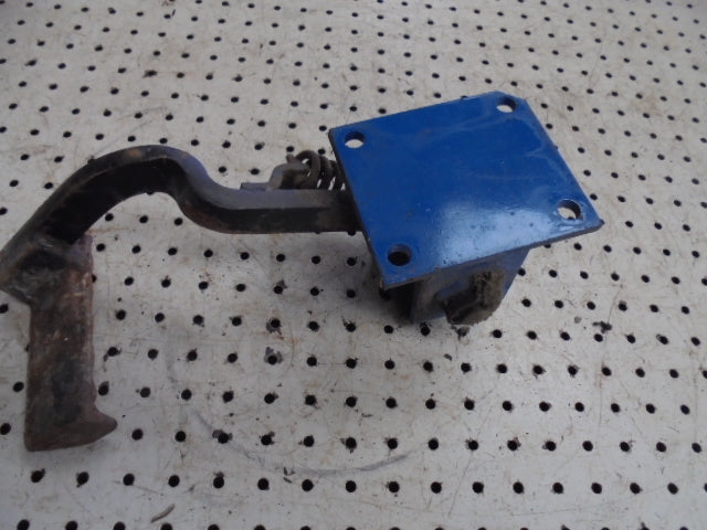 Ford 5610 6610 7610 Super Q Cab Clutch Pedal And Mounting Assembly