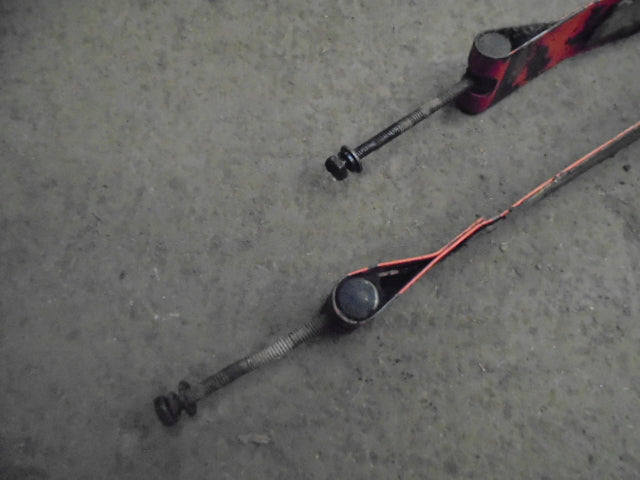 For DAVID BROWN 1490 RH DIESEL TANK STRAPS