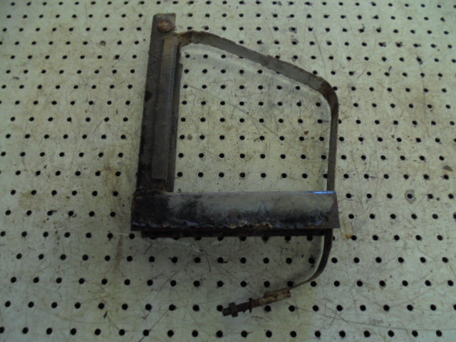 For CASE 4240 LP CAB RH FRONT DIESEL TANK BRACKET & STRAP