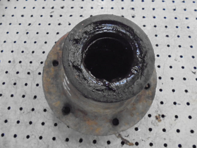 For David Brown 990 995 996 FRONT WHEEL HUB