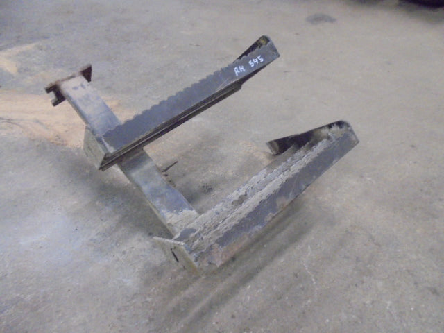 For FORD 545D RH FOOTSTEP