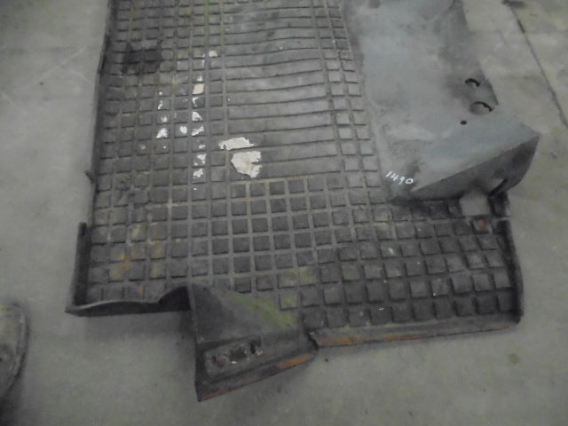 For DAVID BROWN 1490 CAB FLOOR MAT
