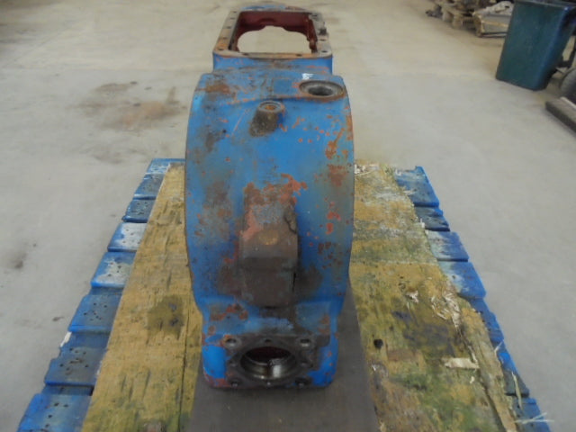 For FORD 4600 2wd REAR AXLE CENTRE CASTING