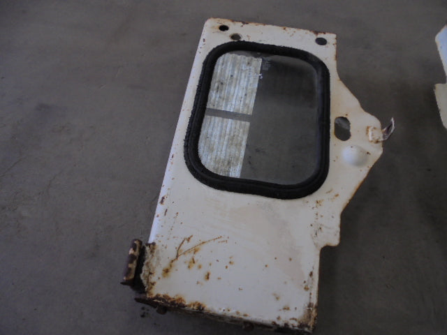 For DAVID BROWN 885 SAFETY CAB FRONT LOWER PANELS & GLASS - PAIR