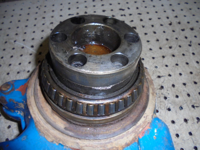 For FORD 5030 4wd CARRERO 707 LH SWIVEL HOUSING
