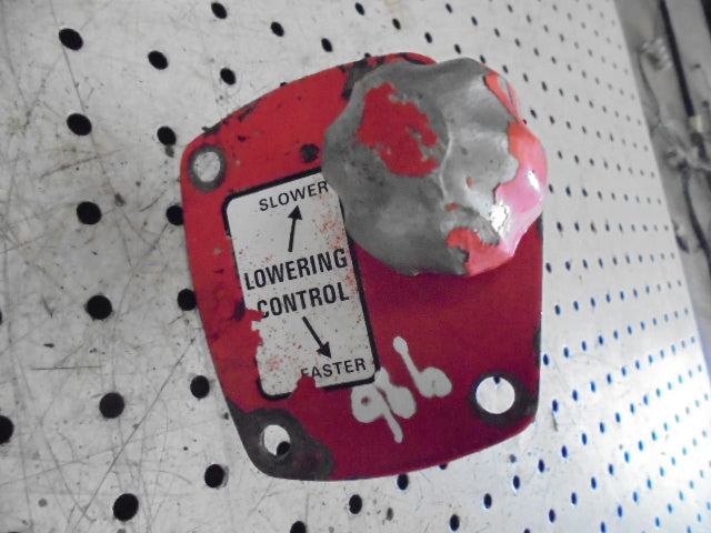 For DAVID BROWN 990 995 996 HYDRAULIC LOWER CONTROL COVER & KNOB