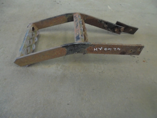 For CASE 4240 LP CAB RH FOOT STEP