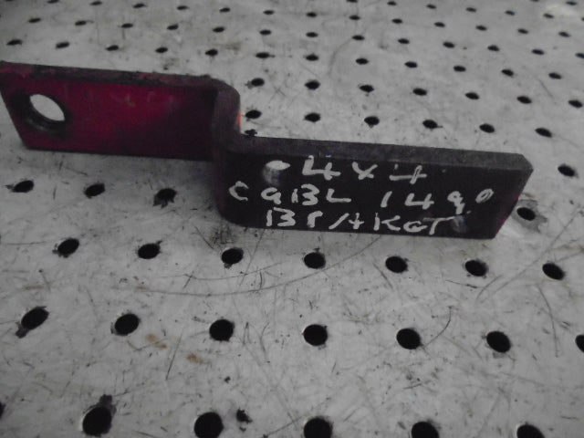 For DAVID BROWN 1490 4wd ENGAGING CABLE BRACKET ON CHASSIS