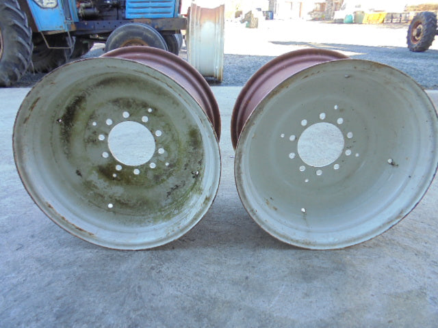 For NEW HOLLAND CX COMBINE 460/70R24 REAR (STEERING) WHEELS PAIR