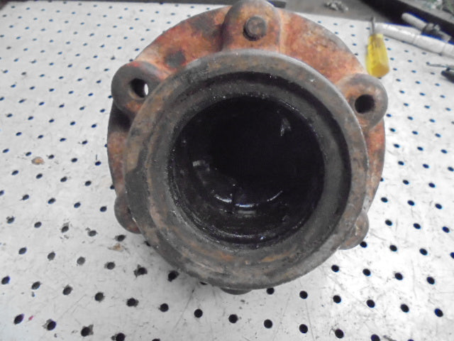 For DAVID BROWN 1690 2wd FRONT WHEEL HUB