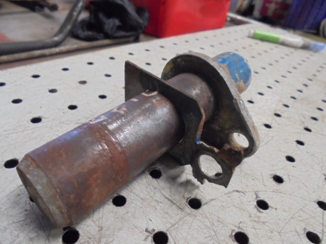 For FORD 5610 6610 7610 2wd FRONT AXLE REAR PIVOT PIN (SQ CAB)