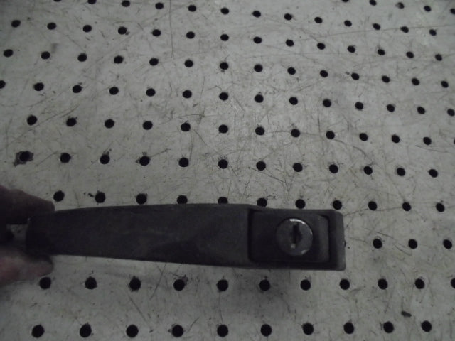 For DAVID BROWN 1490 1390 OUTER DOOR LATCH