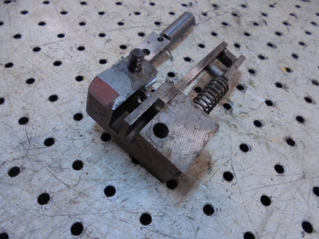 For DAVID BROWN 995, 996 HYDRAULIC CROSS SHAFT HEIGHT SENSING BLOCK