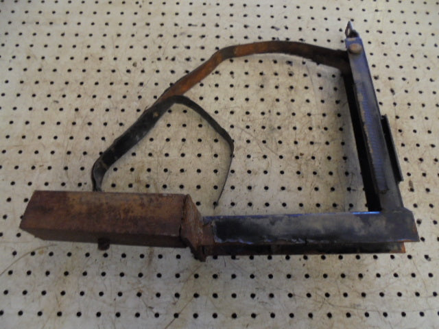 For CASE 4240 LP CAB LH FRONT DIESEL TANK BRACKET & STRAP