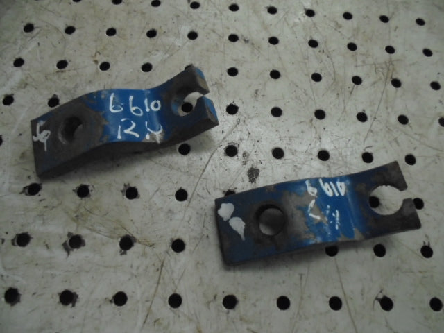 For FORD 5610 6610 7610 HANDBRAKE CABLE RETAINING BRACKETS on rear axle