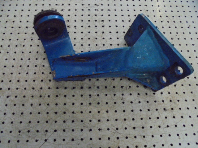 For FORD 4600 Q CAB LH FRONT CAB MOUNT