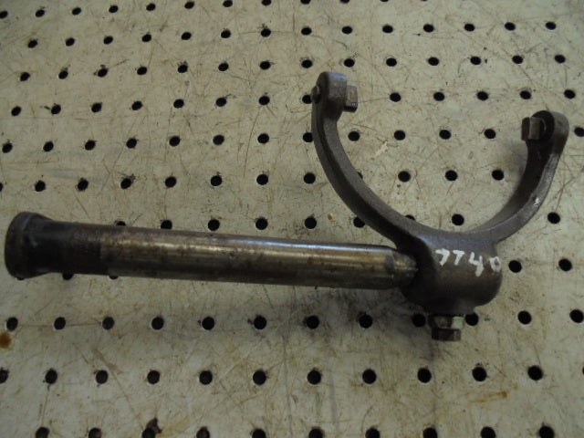 For FORD 7740 PTO TWO SPEED SELECTOR  FORK & SHAFT