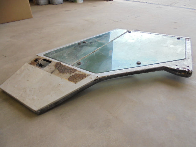 For MASSEY FERGUSON 3000 SERIES LH DOOR ASSEMBLY