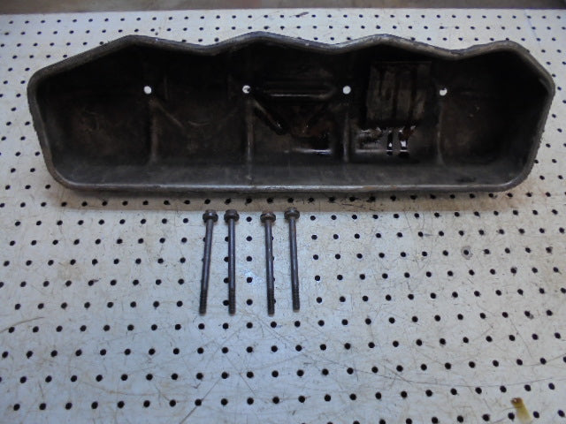 For CASE 4240 / 895 ENGINE ROCKER COVER ASSEMBLY