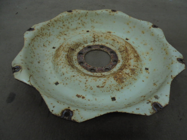 For CASE 84/85 SERIES 13.6 X 36 REAR WHEEL CENTRE DISH