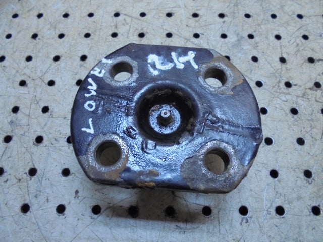 For CASE 4240,30 / 895 CARRERO 707 4wd FRONT AXLE RH SWIVEL LOWER PIN