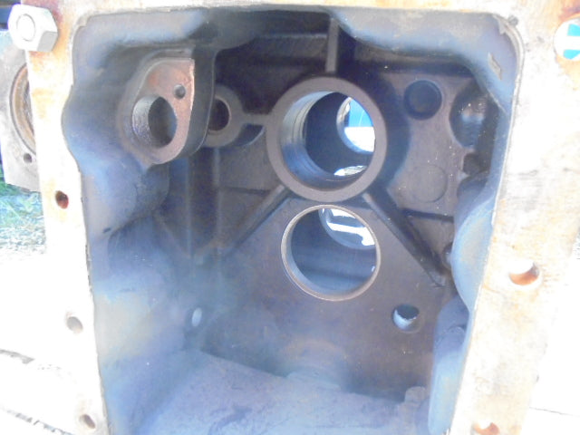 For NEW HOLLAND 6070 50K REAR AXLE CENTRE HOUSING 