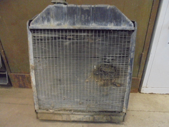 For FORD 4000 / 4600 RADIATOR