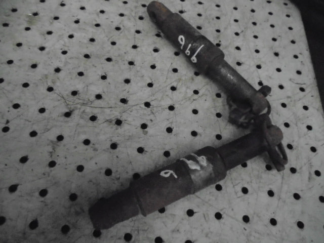 For DAVID BROWN 990 996 HYDRAULIC ARMS MOUNTING PINS UNDER AXLE