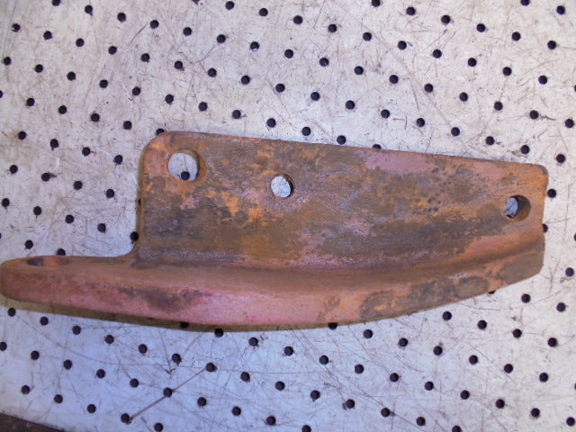 For INTERNATIONAL 434 HYDRAULIC ARM STABALISER BRACKET B