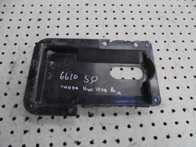 Ford 5610 6610 7610 Super Q Cab Hydraulic Lever Box Plastic Cover Under Box