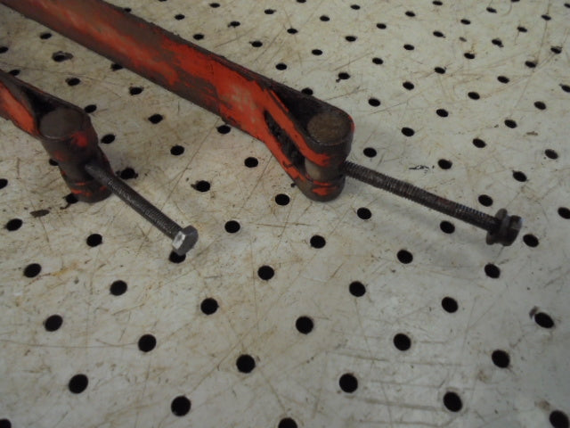 For DAVID BROWN 1490 RH DIESEL TANK MOUNTING BRACKETS