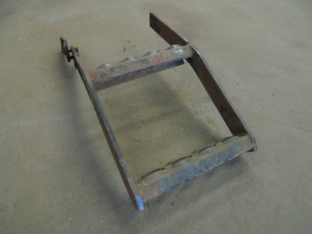 For CASE 4240 LP CAB RH FOOT STEP