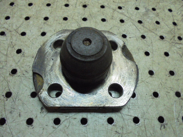 For CASE 4240,30 / 895 CARRERO 707 4wd FRONT AXLE RH SWIVEL LOWER PIN