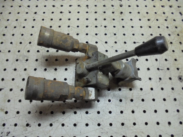 HYDRAULIC DIVERTER VALVE & COUPLINGS