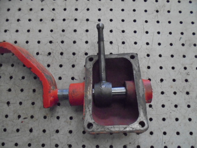 For DAVID BROWN 990 995 996 MAIN GEAR LEVER SELECTOR HOUSING ASSEMBLY Q CAB