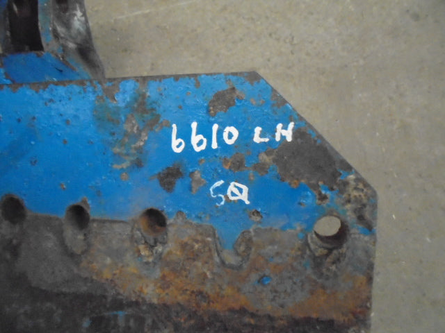 For FORD 5610 6610 7610 LH STABALISER & ASSISTOR RAM BRACKET