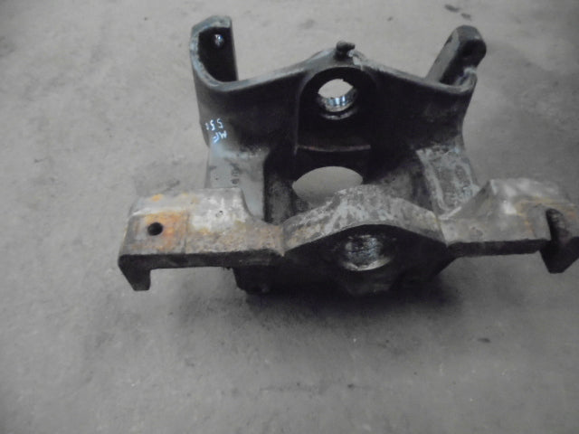 For MASSEY FERGUSON 550 FRONT AXLE MOUNTING BOULSTER