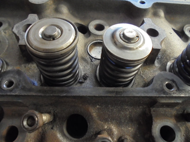For FORD 4600 ENGINE CYLINDER HEAD ASSEMBLY