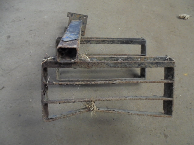For FORD 5030 LH CAB STEP ASSEMBLY