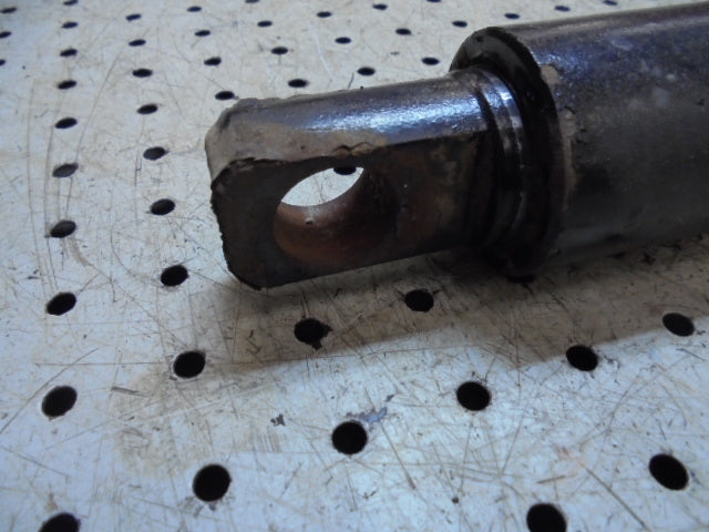 For CASE 42 Series REAR HYDRAULICS ASSISTOR RAM