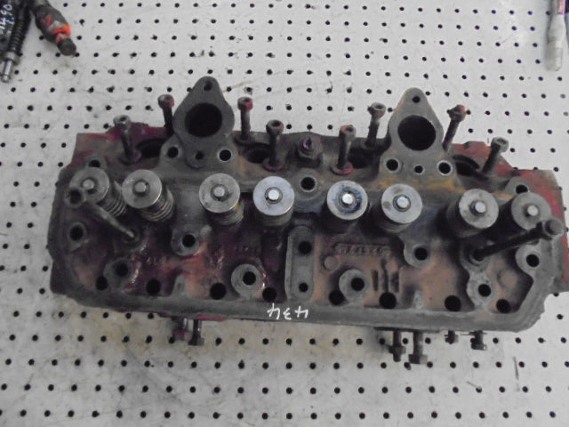 For CASE IH 434,414,275 ENGINE CYLINDER HEAD