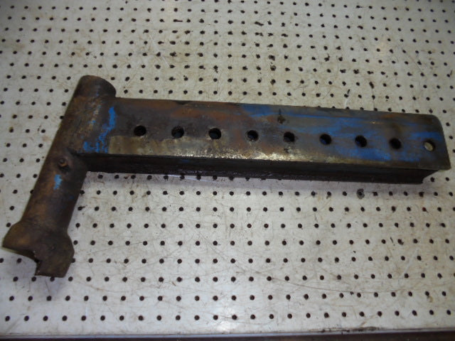 For FORD 4600 2wd LH FRONT AXLE EXTENSION	