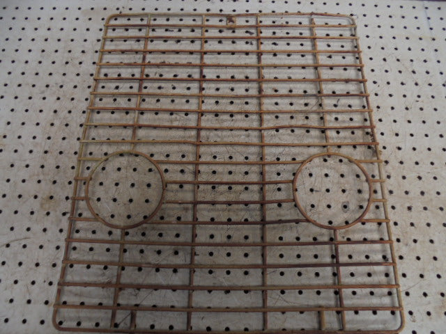 For IH 434 FRONT GRILL