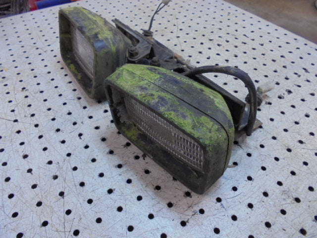 For FORD WORKLAMPS - PAIR one lens has cracked