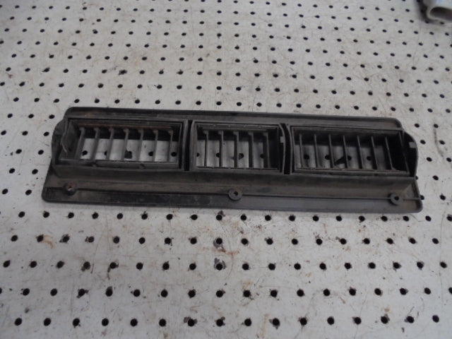 Ford 5610 6610 7610 Super Q Cab Air Ducts In Cab Roof